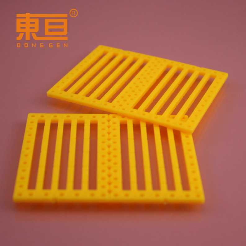 7560黄 横栅板 加韧板 玩具配件 科技积木零件 注塑版