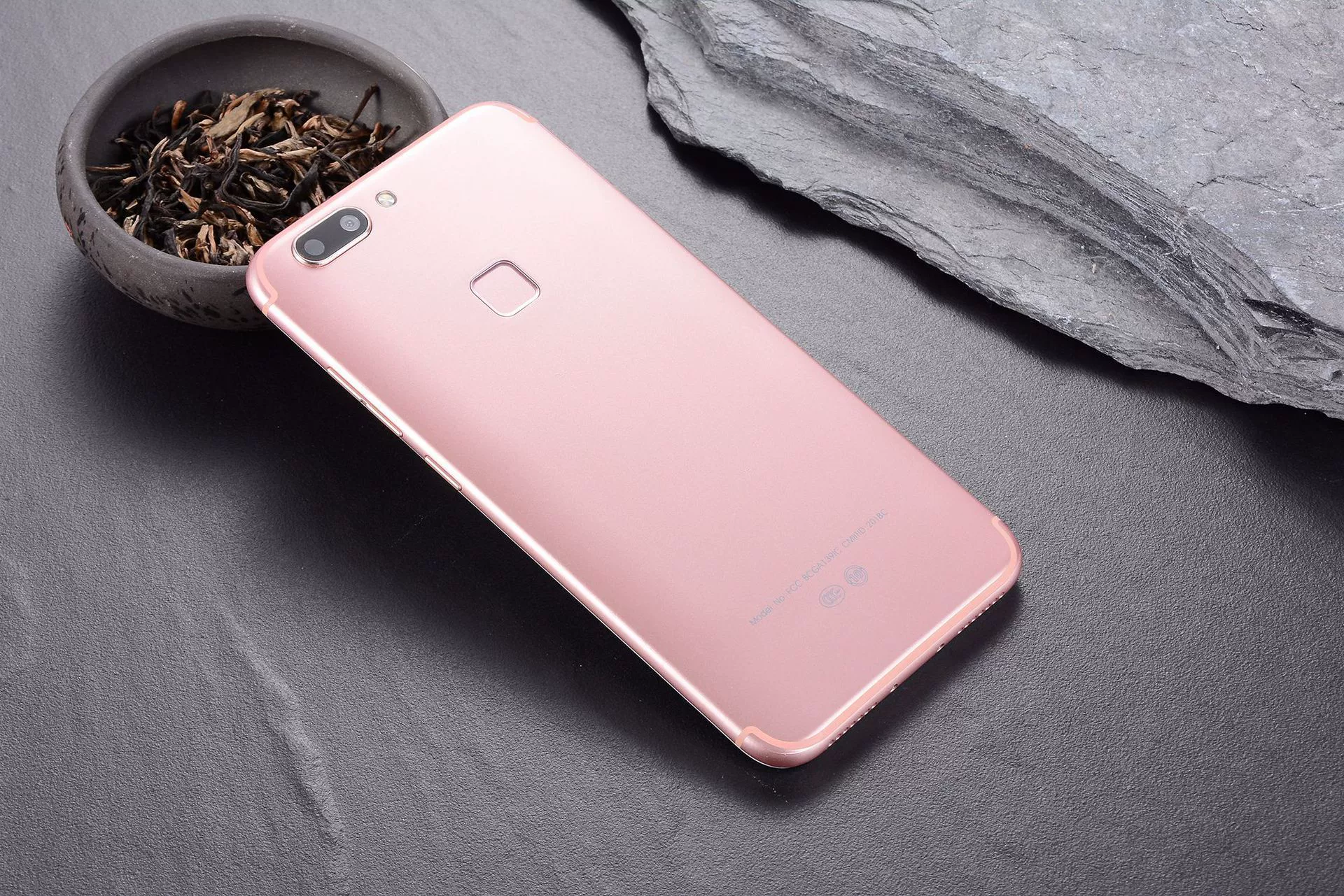 Mobile phone, 128G, limited edition, full screen display, support function for all network communication standards, 5G, Android