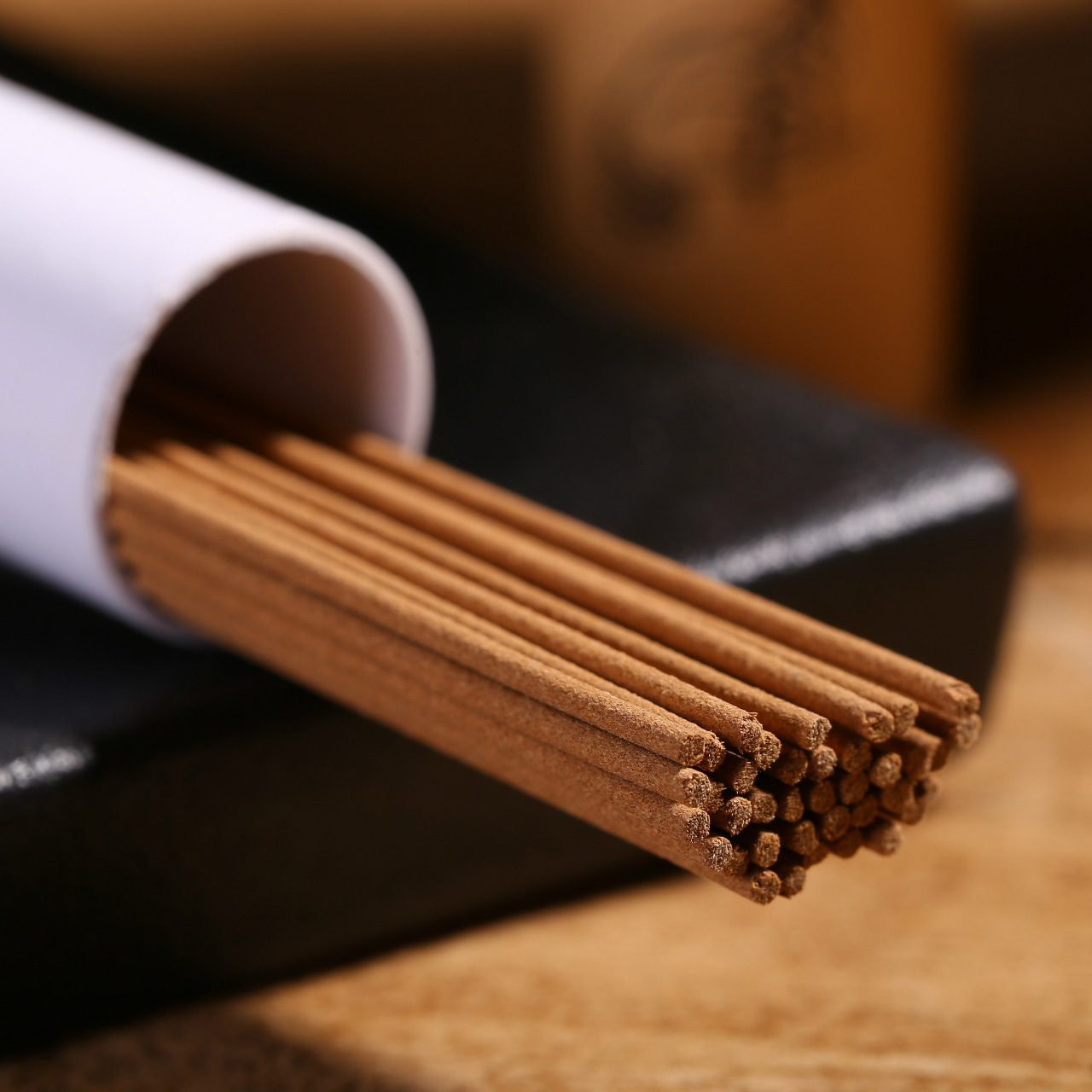 厂家皇品老山檀香线香20克批发家用熏香沉香崖柏艾草佛香藏香药香