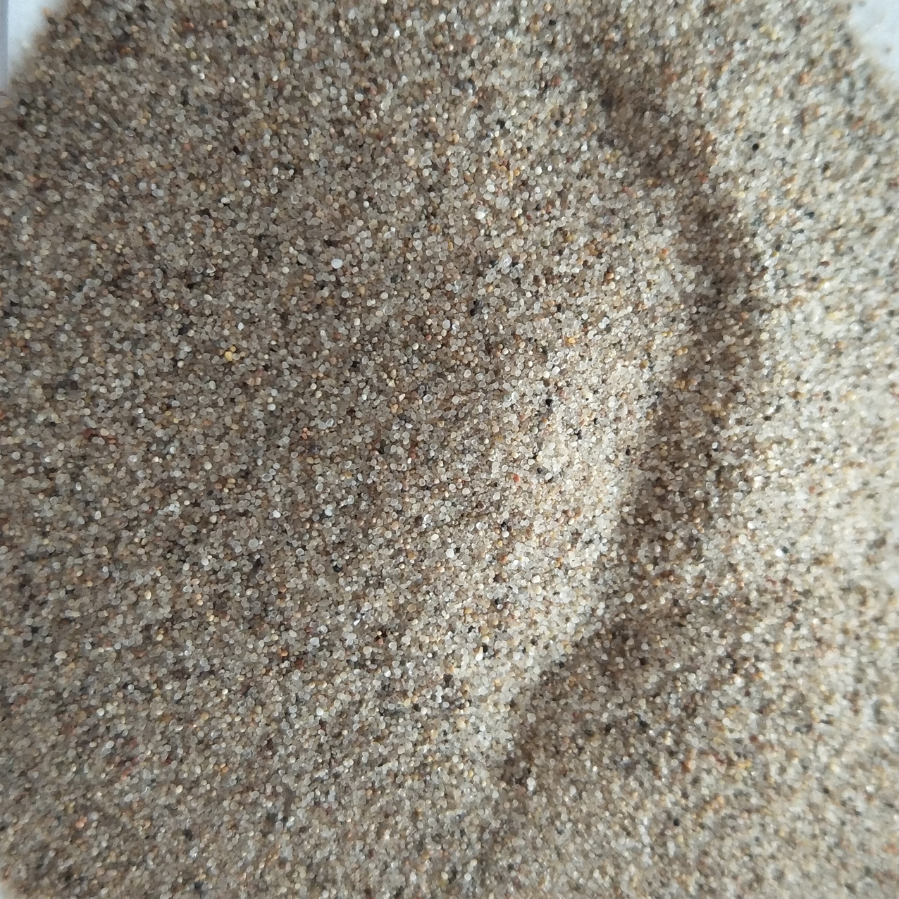 厂家销售优质沙漠沙 圆粒沙漠沙 沙画艺术表演专用沙