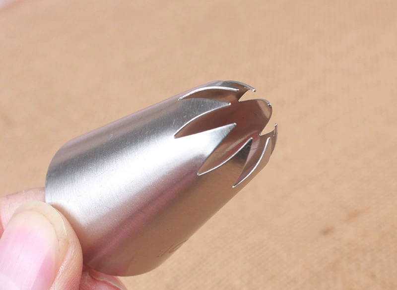 Piping Tip (Hua Tsui) 8-Tooth Stainless Steel 304, Large Nozzle 46×30/18 mm