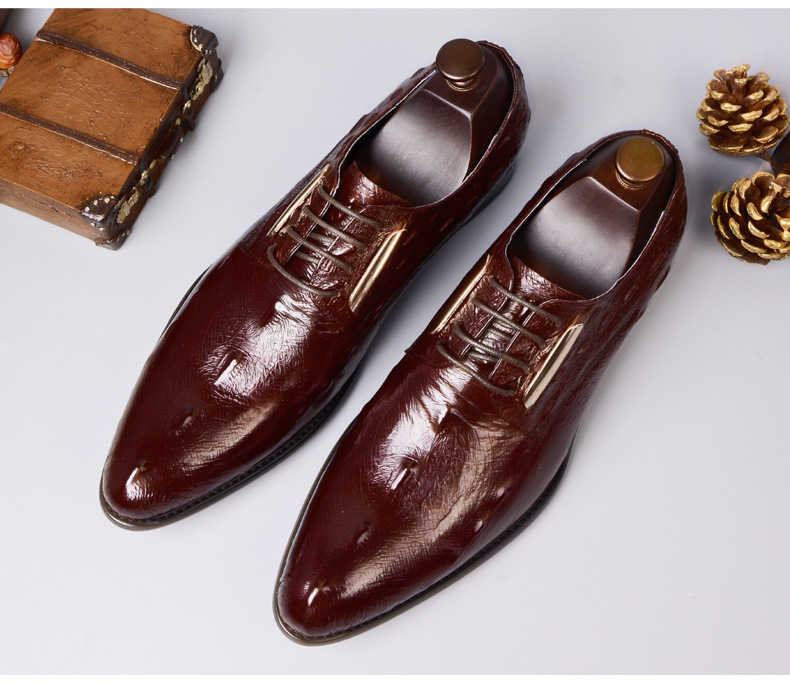 Crocodile Pattern Men's Shoes - Black