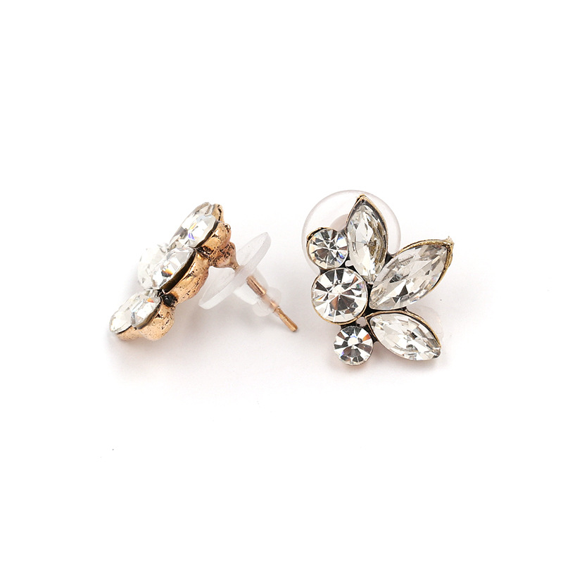 new style leaf diamond stud earrings