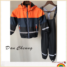 工厂自制出口欧美风雨保暖抗寒分体PU人造革儿童风雨衣套装