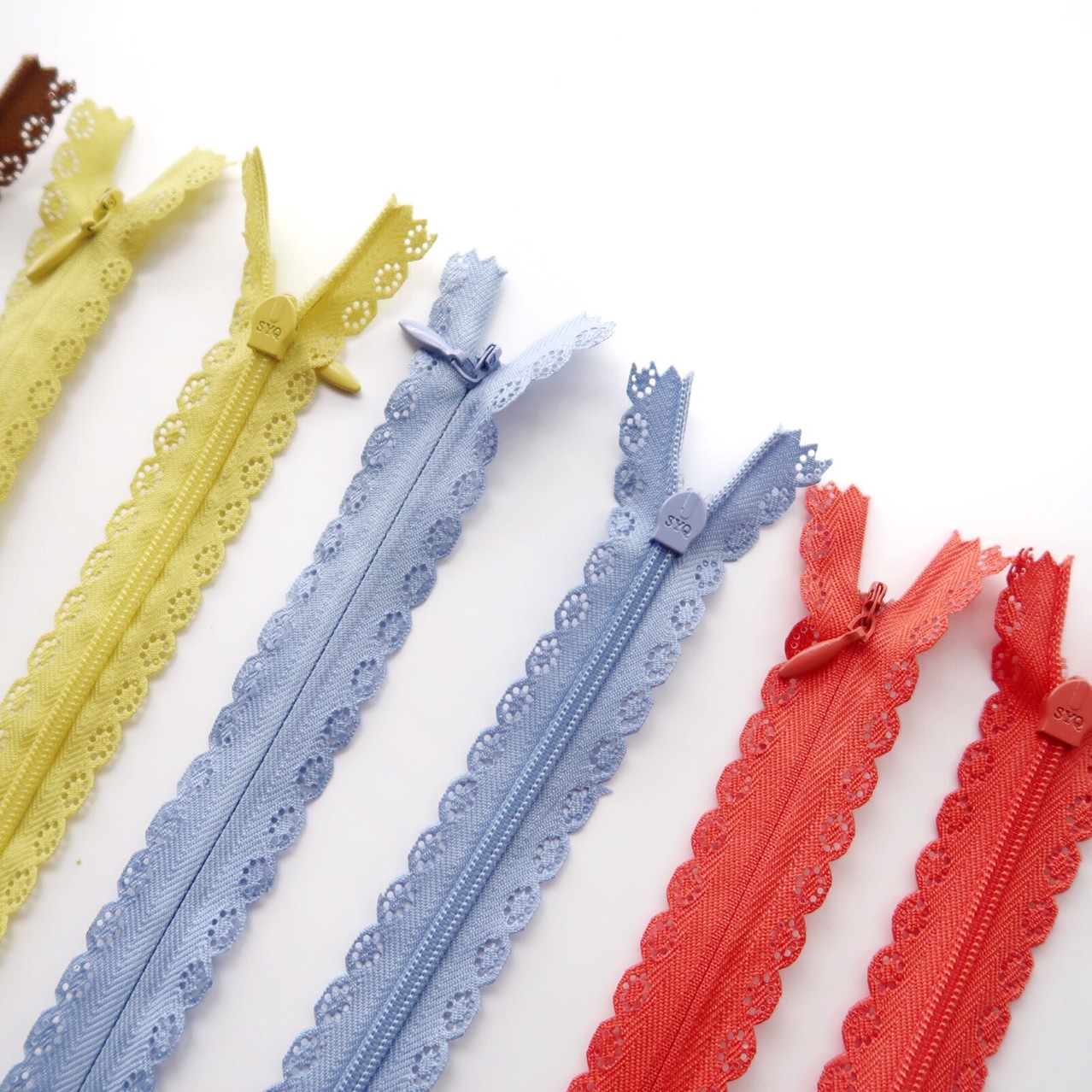 3号尼龙隐形拉链闭尾拉链布边彩色蕾丝花边辅料拉链