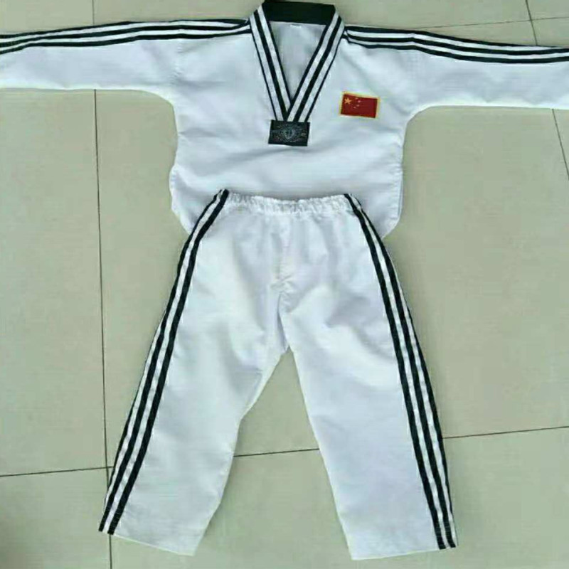 冬季跆拳道服纯棉涤棉成人儿童跆拳道服春夏道服长短袖跆拳道服！