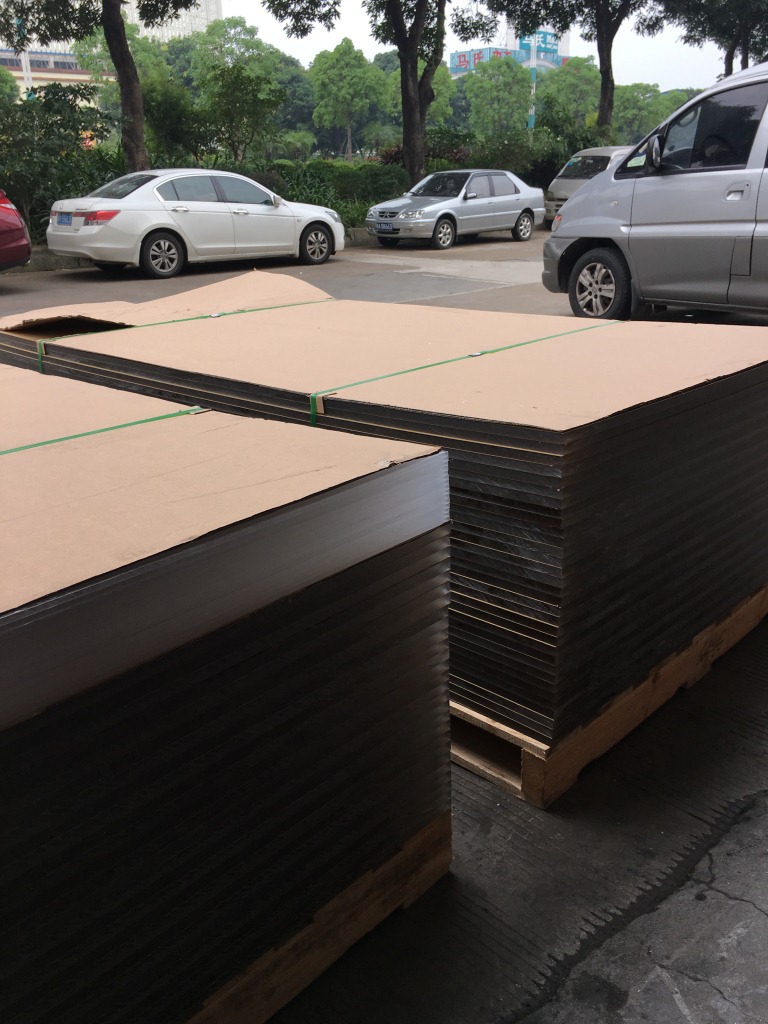 厂家直销5mm*1220*2440mm有机玻璃盒子鱼缸浴缸办公文具超薄灯箱