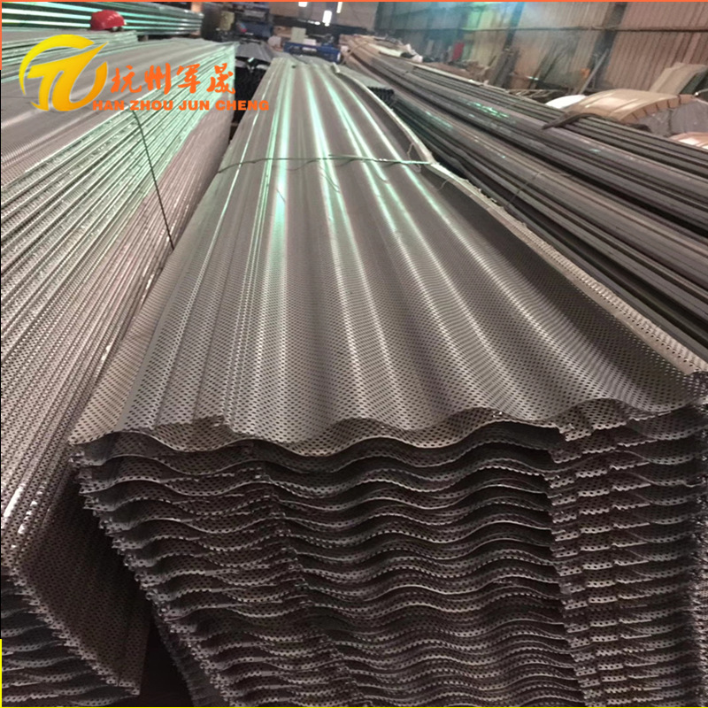 源头厂家直销 1.0mm 310型暗扣铝镁锰墙面板 外墙横铺穿孔装饰板