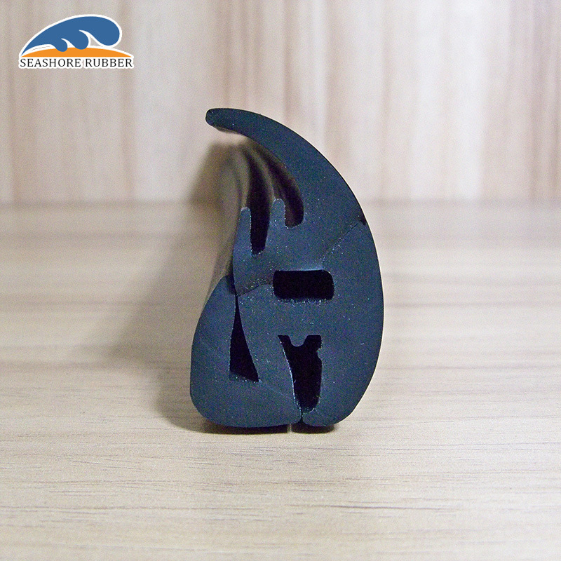 氯丁橡胶 氯丁胶条 黑色氯丁挤出条 包边条 防撞密封条