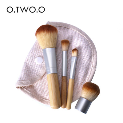 O.TWO.O 4 sets of cosmetic cover, bamboo handle, makeup, powder, brush, eye shadow, brush, and 9966.