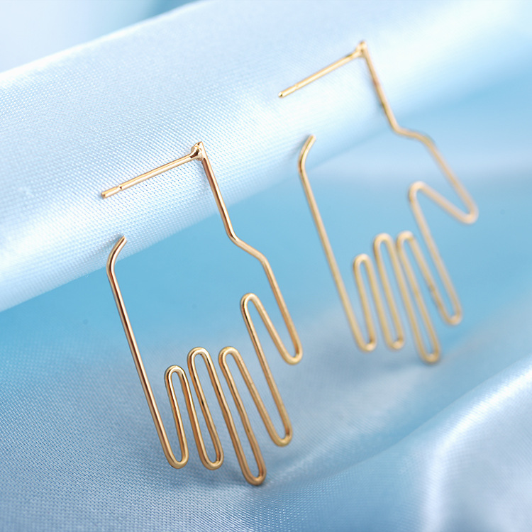 Simple Hollow Open Palm Hand Palm Earrings display picture 6