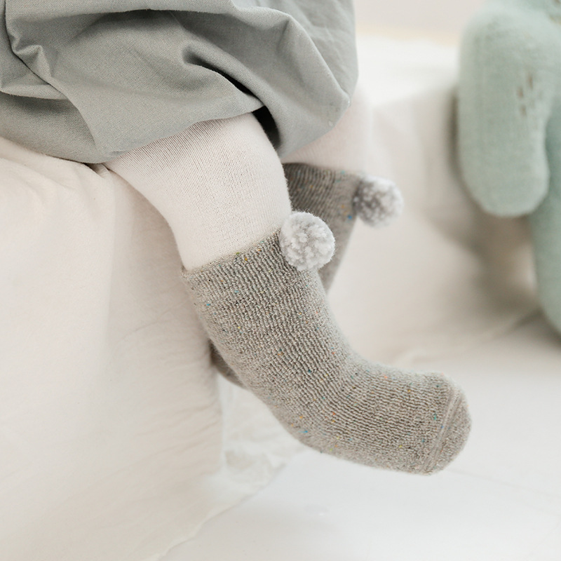 18 de invierno anti-Terry calcetines de bebé altos engrosados cálidos calcetines recién nacidos calcetines de bebé 0-3-5 años calcetines de los niños