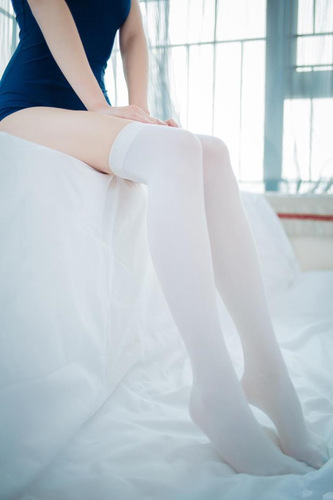 Spring and autumn goose velvet stockings Japanese white student socks women's high-top knee-high black jk uniform stockings