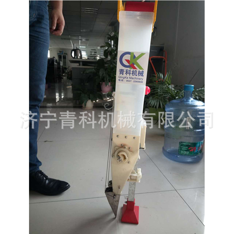 玉米大豆花生棉花菜籽播种机 手提式小型花生播种器 操作简单