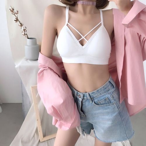 2018 spring and summer new beautiful back-wrapped chest anti-exposure push-up bra sports student girl style no rim underwear for women