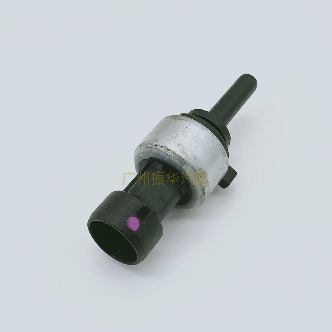 汽车机油压力传感器Q21-1041 17109AM 4097