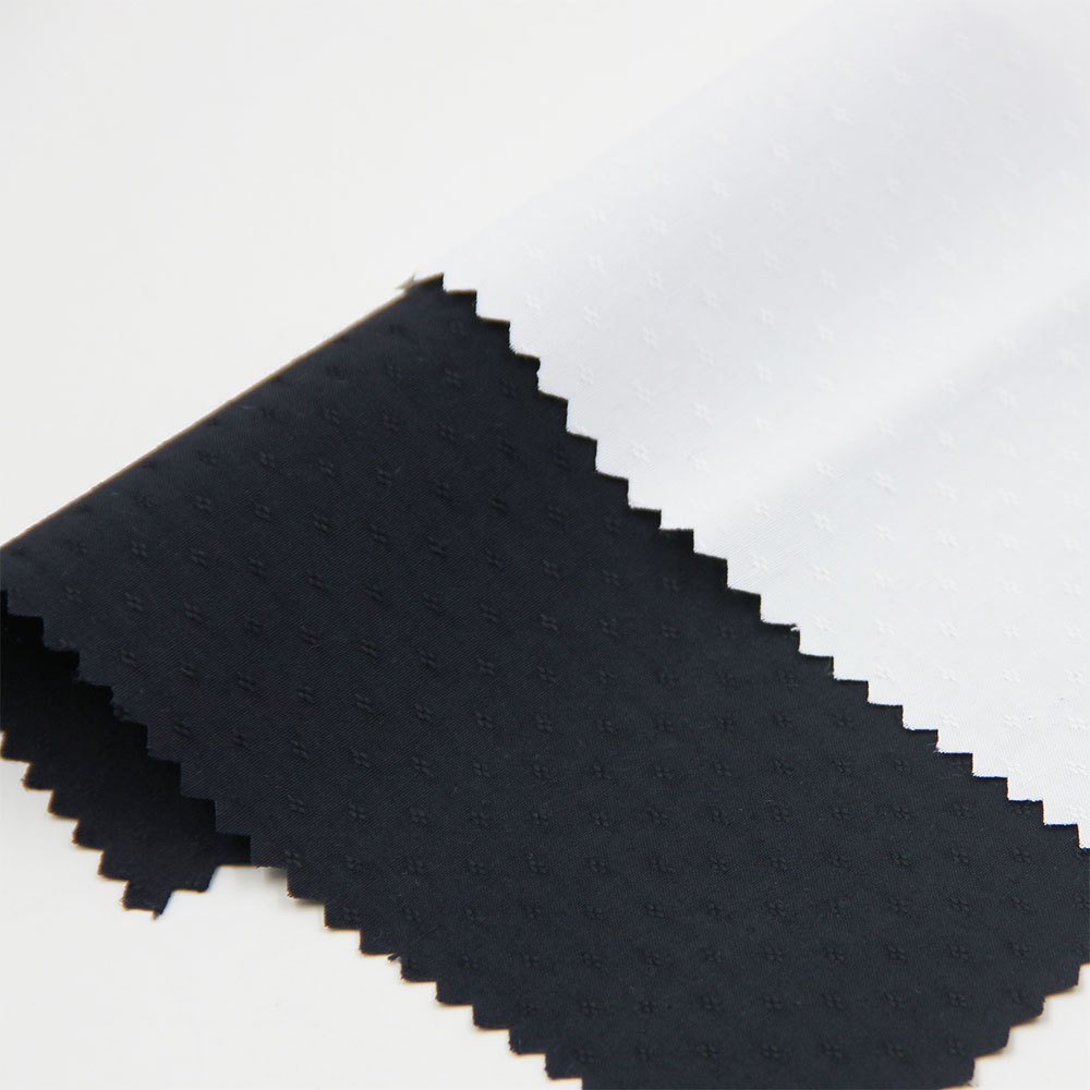 2020新款  厂家直销   色织黑白小提花布  商务男士衬衫面料供应