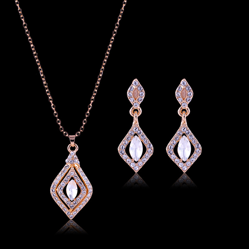 Cross border originality Horse eye crystal Rhinestone multi-storey Necklace Earrings Two suit bride jewelry suit Europe and America