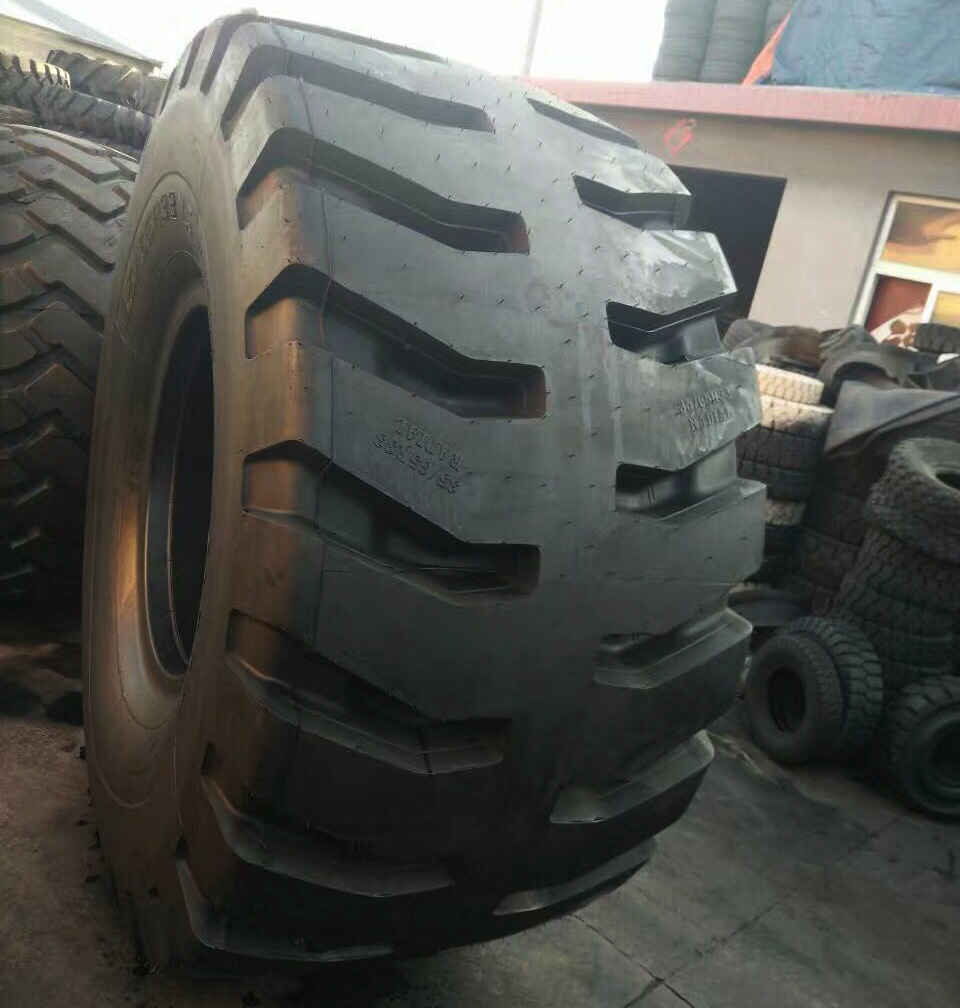 长期供应35/65R33风神大型钢丝工程轮胎35/65-33耐磨防滑