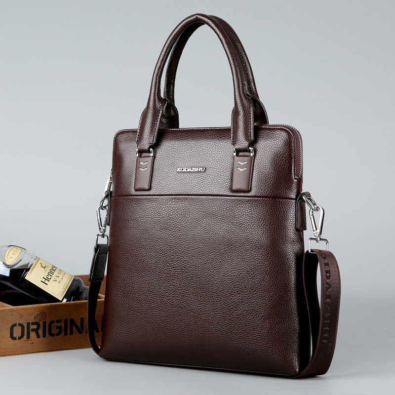 Коричневый