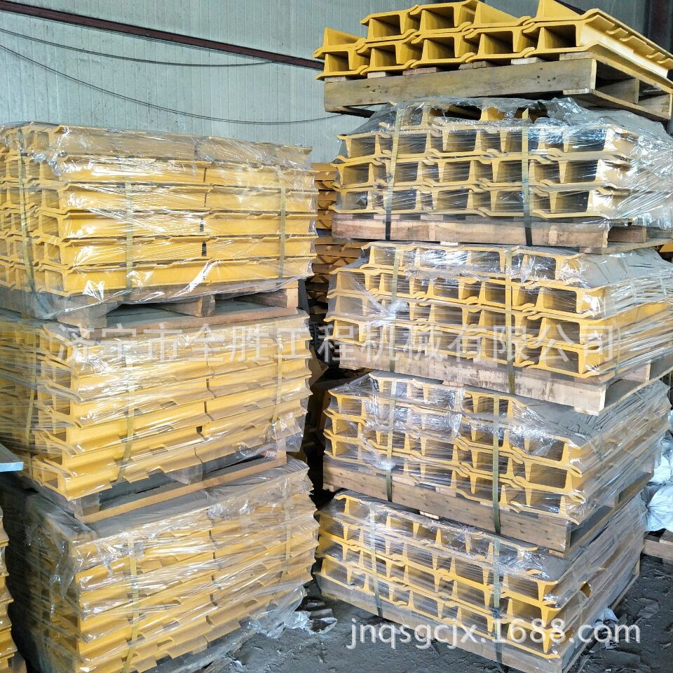 D31推土机涨紧油缸履带板 齿轮泵 推土机引导轮 履带总成