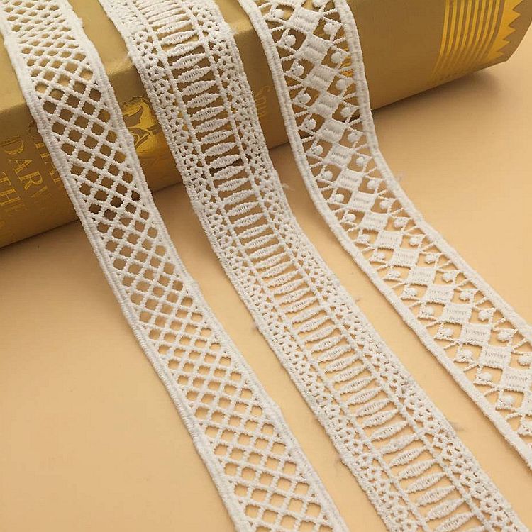 现货白色镂空牛奶丝水溶花边 条码蕾丝刺绣绣花婚纱辅料厂家直销