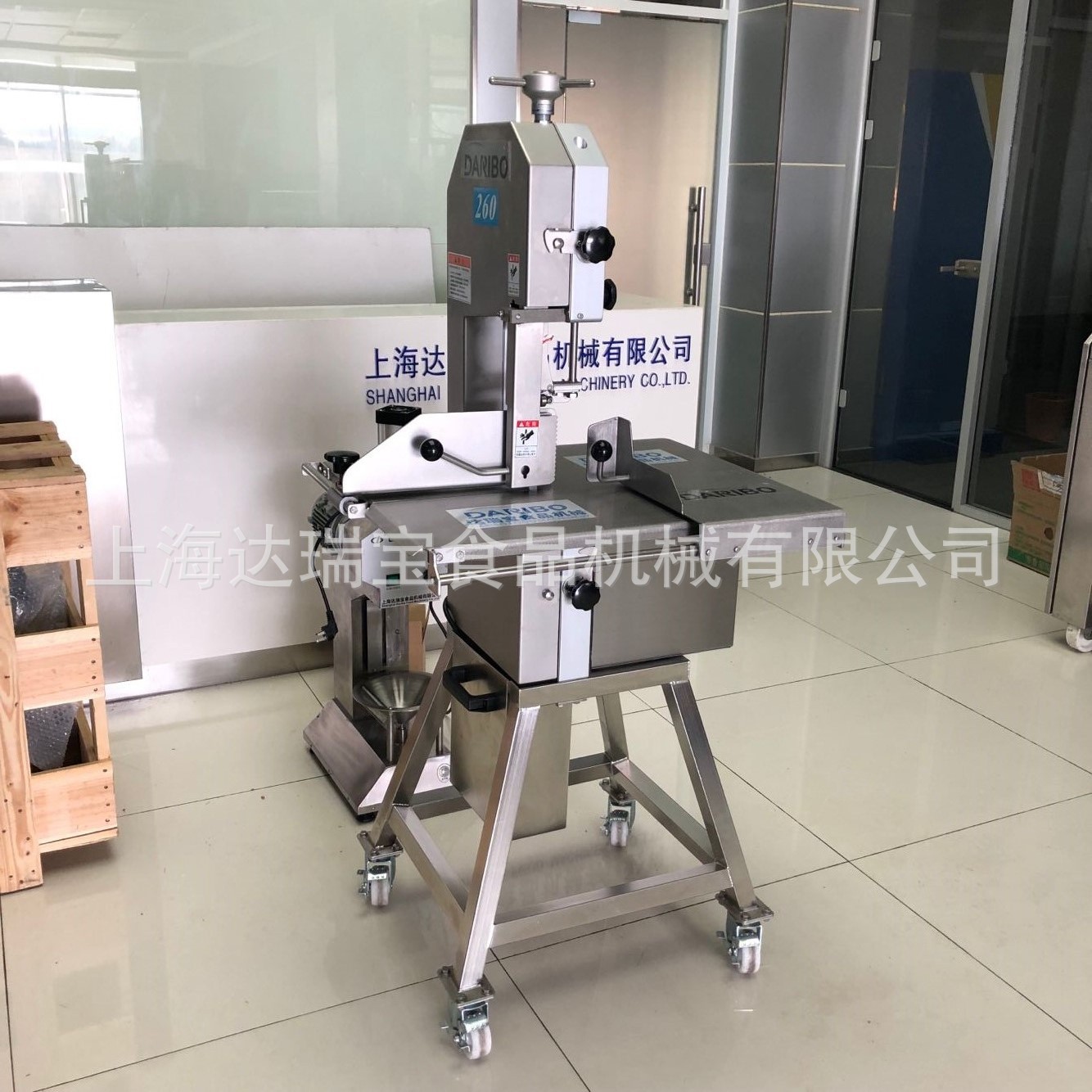 O商用冻鱼锯骨机 牛肉锯块机 羊排锯骨机 商用排骨机 厂家直销