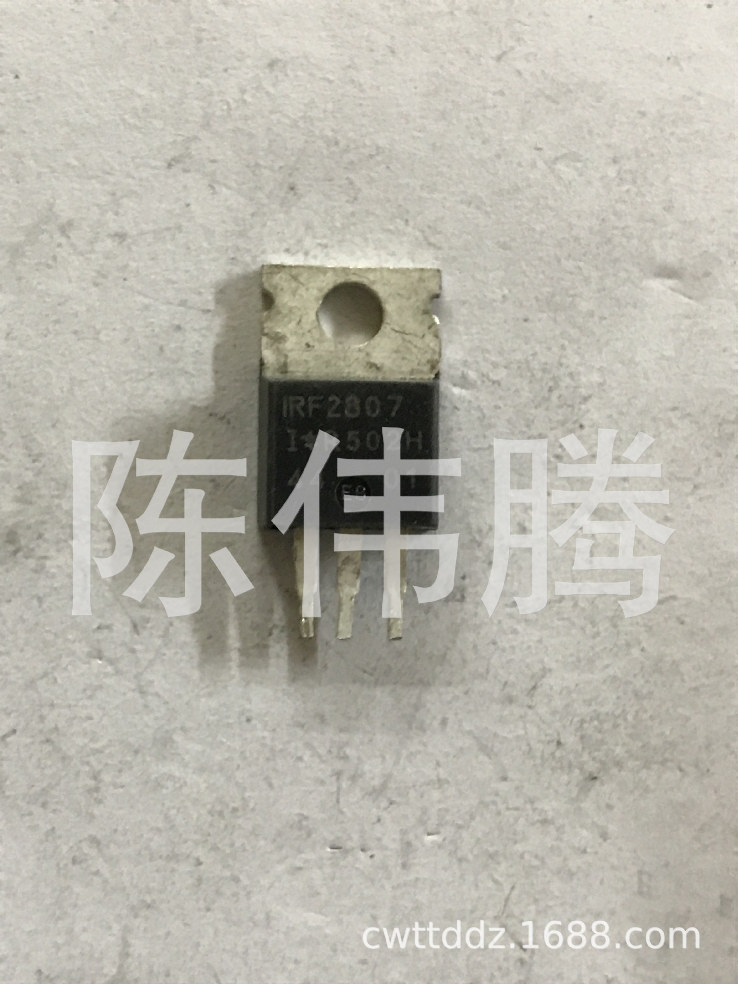 拆机IRF2807 F2807 IRF2807PBF（75V 82A) 仪器自动检测 询价为准