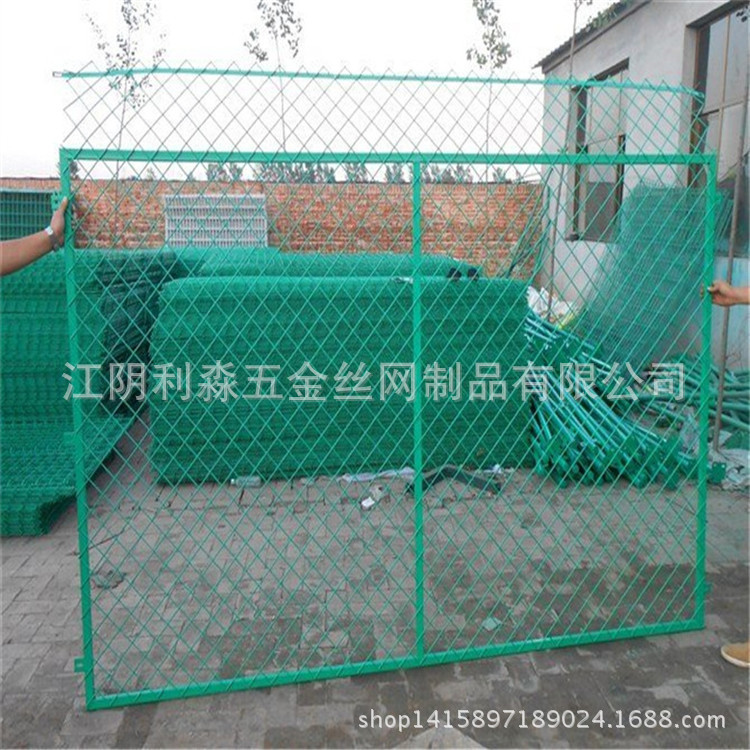 花园护栏网 围栏网 江阴 无锡 上海 北京防护网 张家港 句容 围栏
