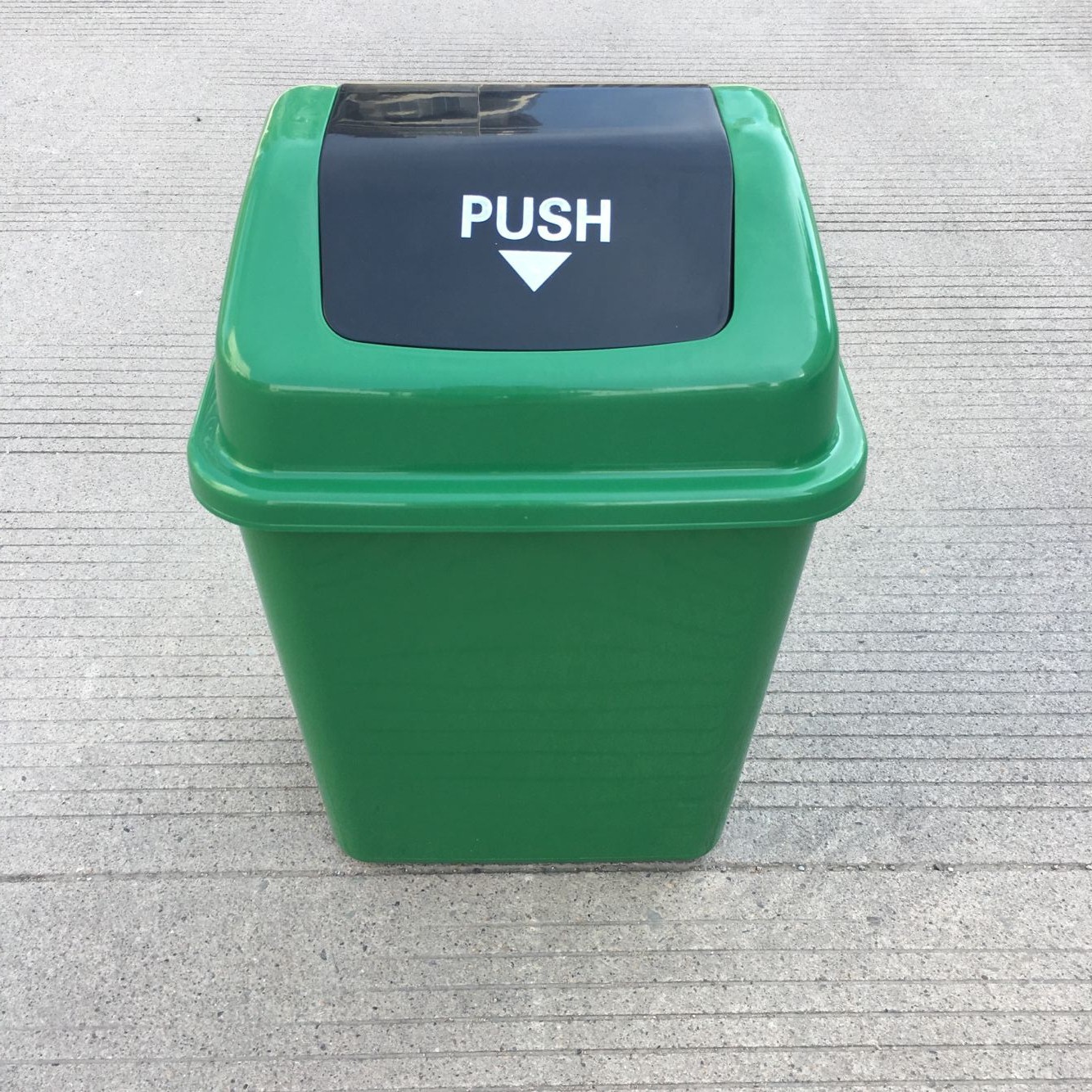 40L灰色垃圾桶 30升新农村专用垃圾桶 超市商场小垃圾桶