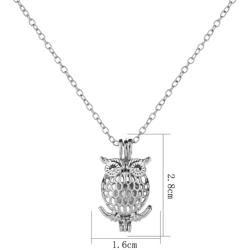 Wholesale Jewelry Luminous Hollow Owl Pendant Necklace Nihaojewelry display picture 1