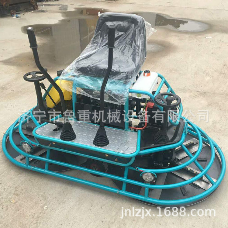 座驾式抹光机02