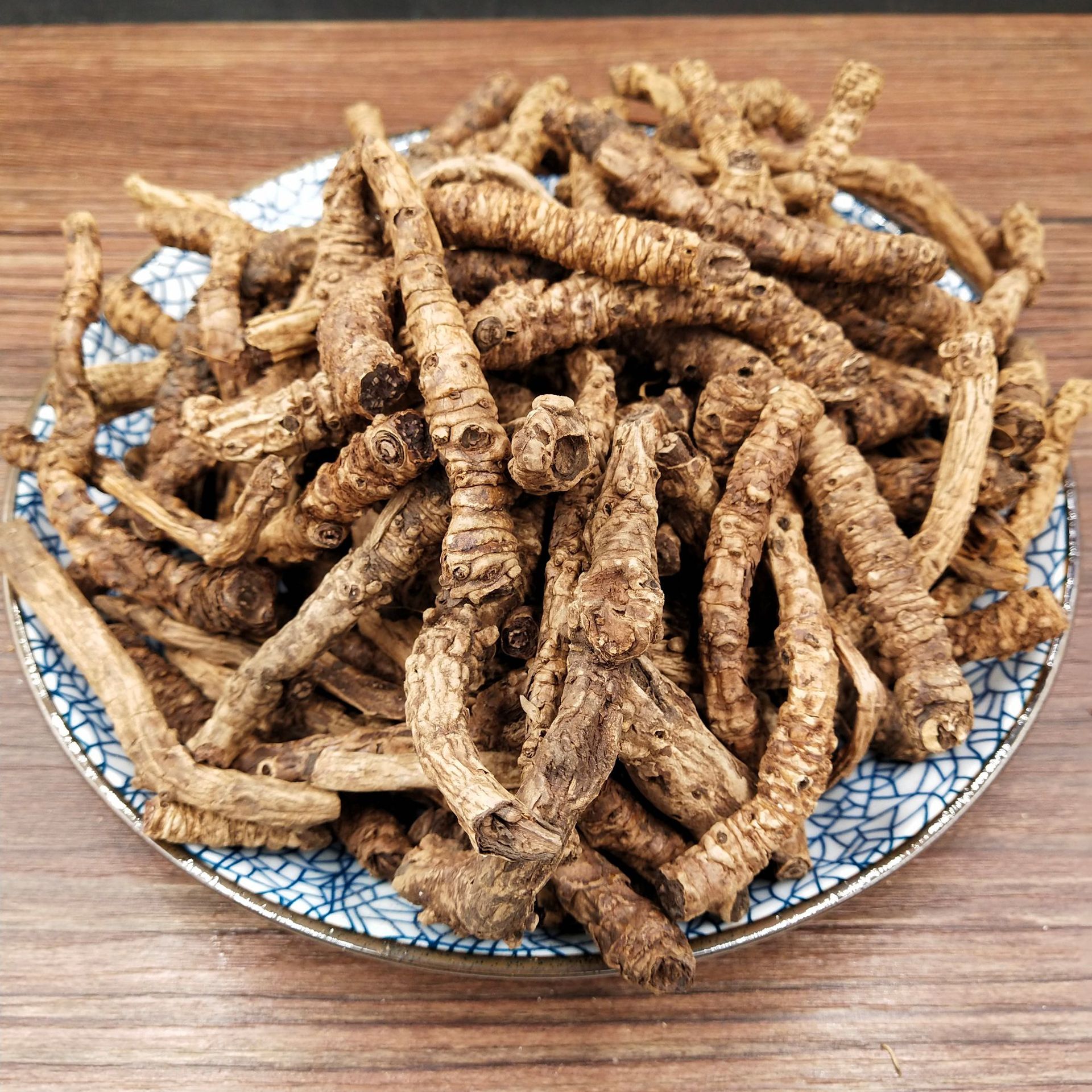胡黄连中药图片,苍术中药图片 - 伤感说说吧