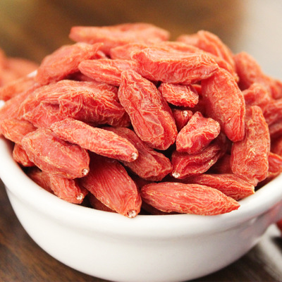 批发枸杞王 宁夏中宁枸杞子 贡果/自然成色 散装成箱