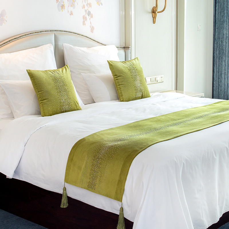 定制欧式轻奢平绒烫钻家居布艺酒店布草民宿客栈样板房床旗床尾巾