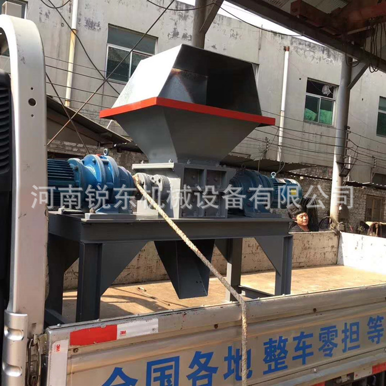 小型铝质易拉罐粉碎撕碎机 门把手饮料瓶撕碎机 塑料瓶盖粉碎机