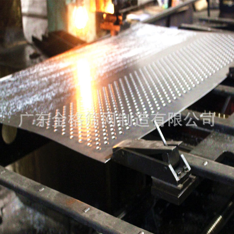 生产供应 不锈钢冲孔板护栏 304冲孔板加工 棱形冲孔板展架