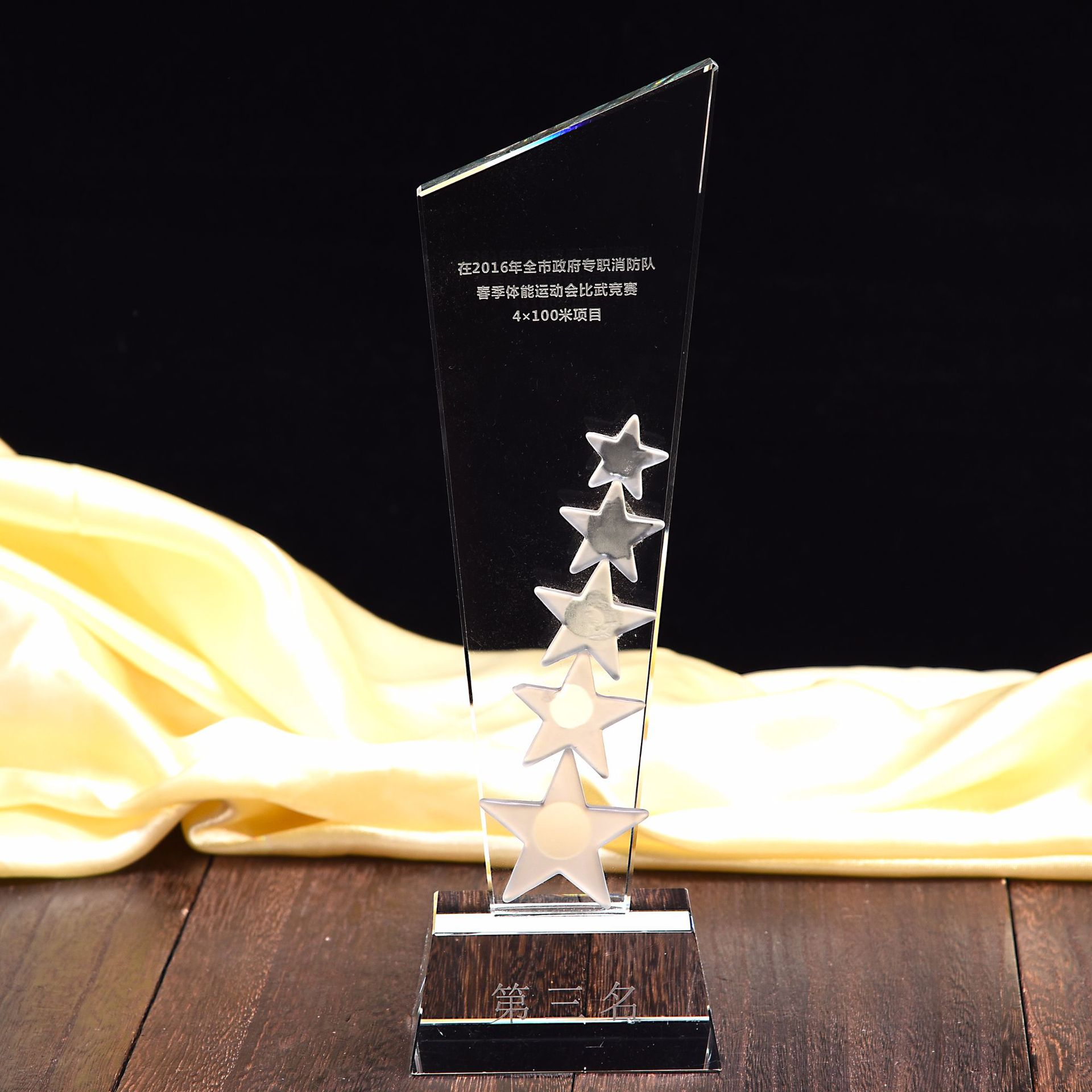 machining customized crystal trophy Thumbs Five-pointed star medal Lettering resin trophy Metal crystal Colored glaze wholesale