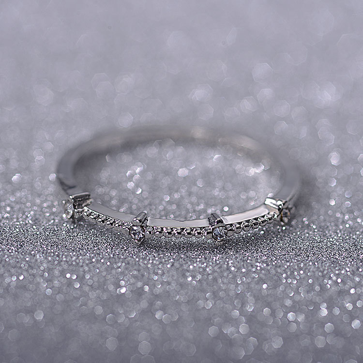 Korea Simple Style 4 Small Broken Diamonds Exquisite Ring Jewelry Wholesale Nihaojewelry display picture 4