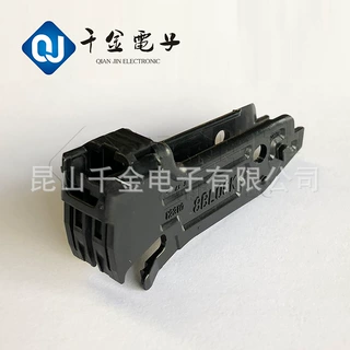 千金供应7158-7586-30接插件防水栓汽车专用连接器现货