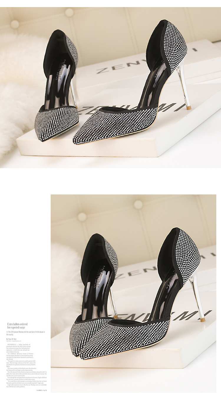 Chaussures à talons hauts super hauts élégantes et élégantes à bout peu profond et pointu avec strass brillants creux pour femmes_voghion.com