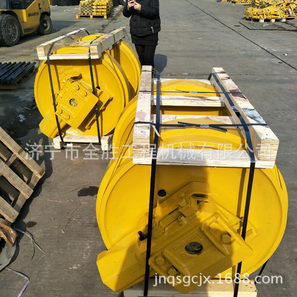 SD22推土机引导论 导向轮 干湿地履带板150-30-22118湿地适用