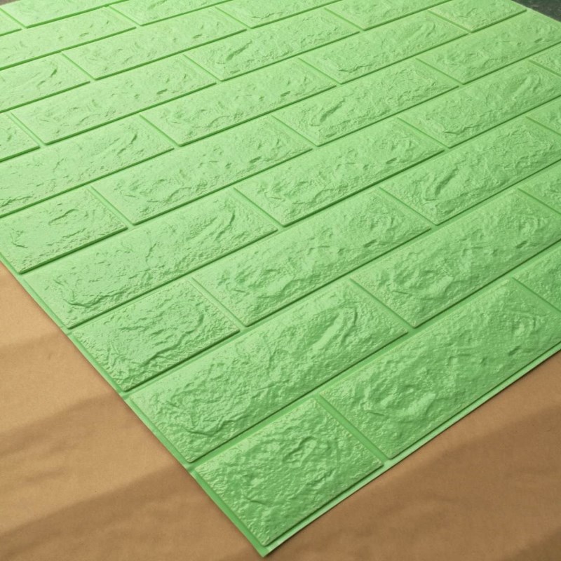 Ледяной зеленый