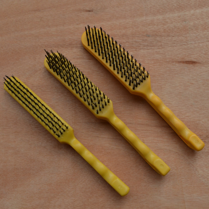 厂家直供 除锈五指刷 塑料柄钢丝刷 现货供应 4排5排6排工具刷