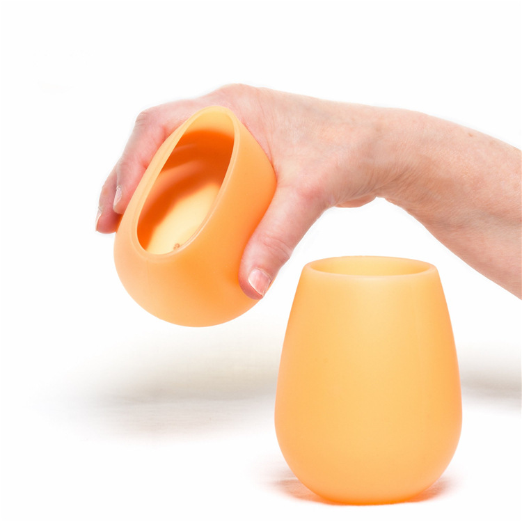 식품 학년 실리콘 와인 유리 환경 친화적 인 레드 와인 유리 미끄럼 방지 실리콘 와인 유리 창조적 인 일일 용품