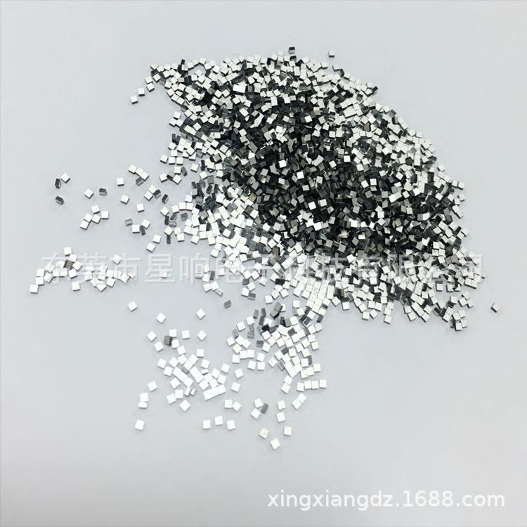 NTC热敏电阻器（SMD贴片封装0603）。R25=6.8KΩ±2%B=3950K±1%