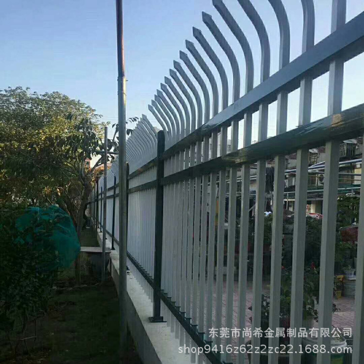 小区围栏网锌钢护栏网 别墅围墙护栏农村小院围墙栏杆按客户要求