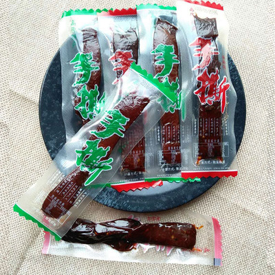 低价批发产地直供蒙古风干手撕牛肉干跑江湖地摊热卖厂家直销