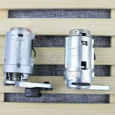 Avtomobil qapı kilidi silindrləri Old Logo 307 Driving Door Lock
