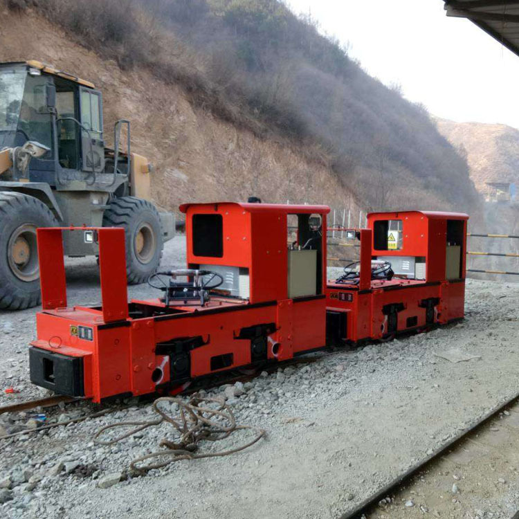 矿用铁矿电机车厂家 铅锌矿电机车厂家 矿用电瓶车厂家